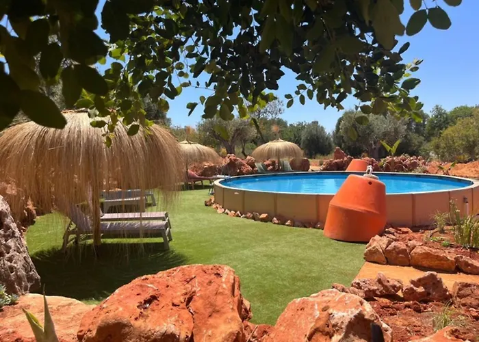 Casa Frango 몬카라파초